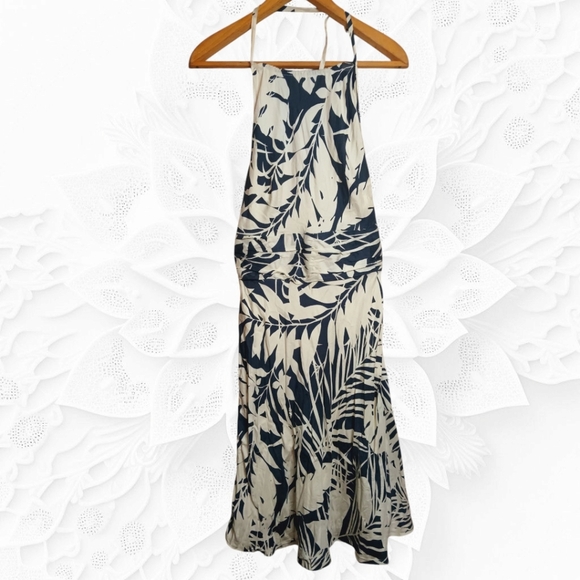 Ann Taylor 100% Silk White Halter Dress With Blue Flowers - Picture 4 of 4